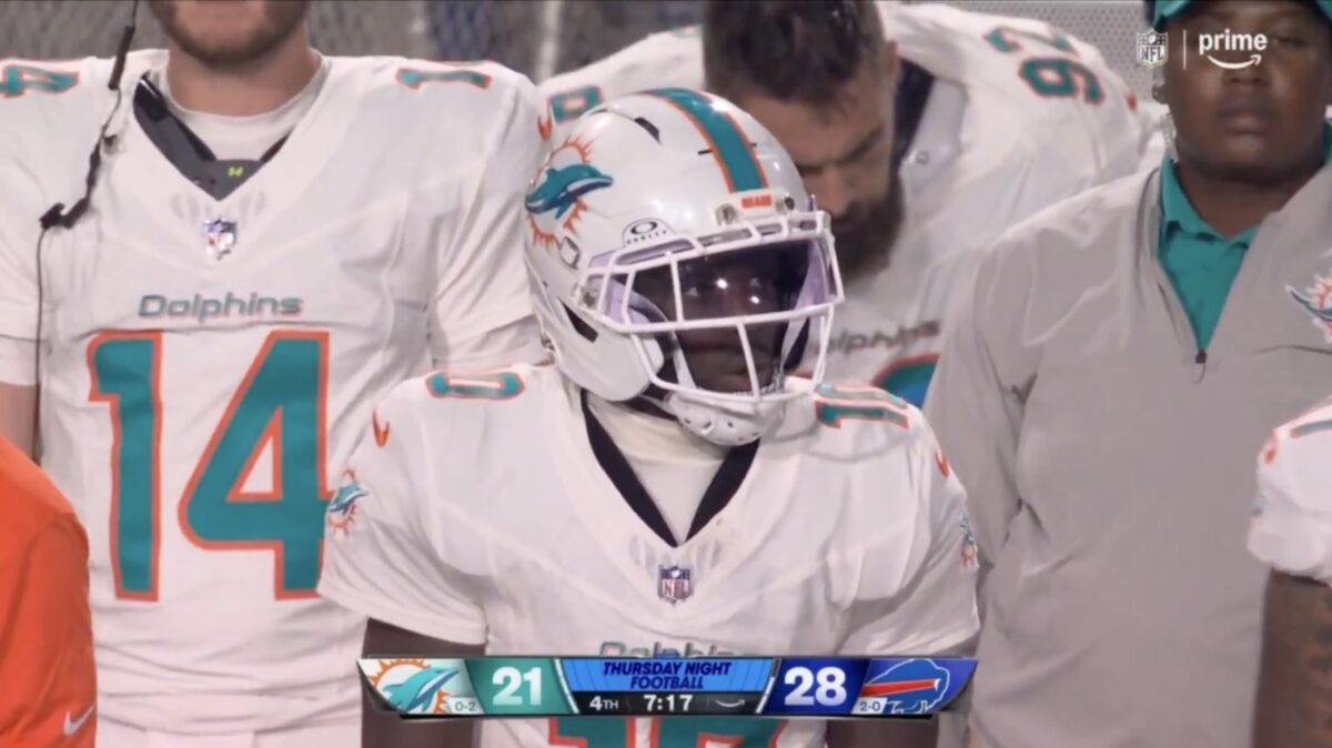 Amazon nfl broadcast sparks outrage for bringing up domestic violence accusations against miami dolphins star - bnews Tyreek hill