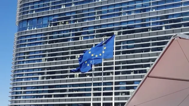 ЕК попари Русия. Нови санцкии