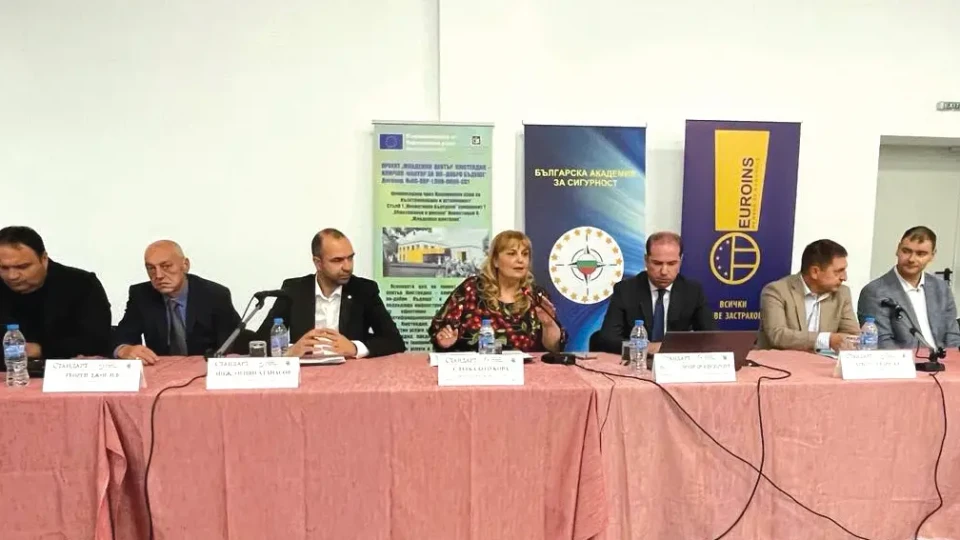 Парламентът със спешни мерки срещу тормоза на деца в нета /ОБЗОР/
