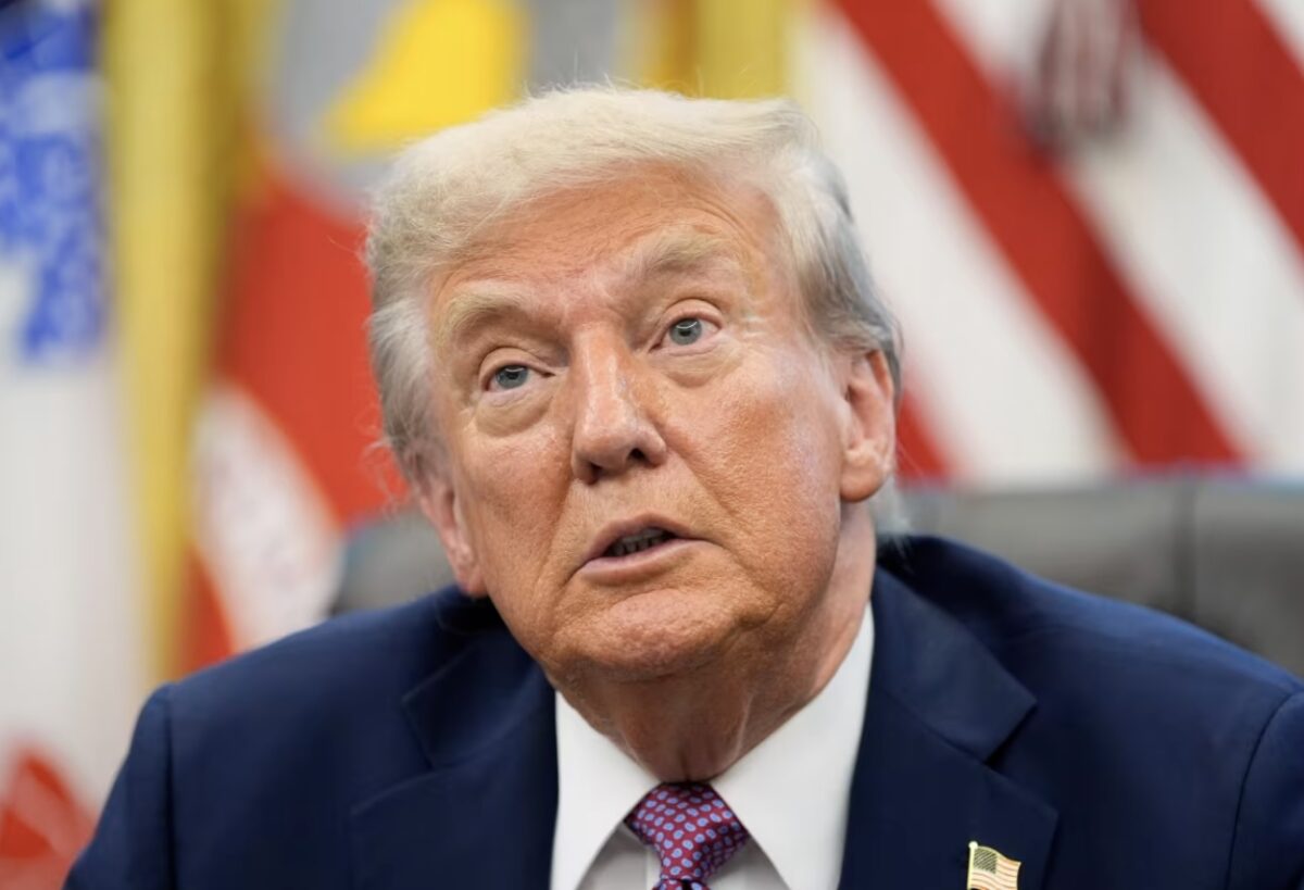 Trump-Appointed Judge Hands Trump an L in Court trump appointed judge hands trump an l in court A federal judge appointed by Trump dealt the president a legal setback by halting the administration’s attempt to deport Guatemalan children.
The post Trump-Appointed Judge Hands Trump an L in Court first appeared on Mediaite. BNews