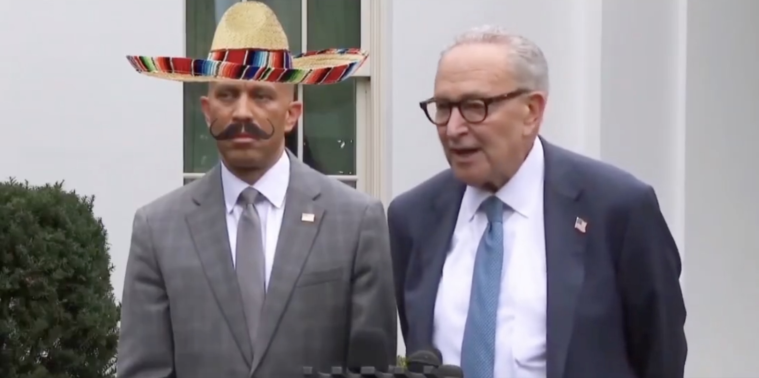 Trump Posts Deranged AI Video of Chuck Schumer Calling Democrats ‘Just a Bunch of Woke Pieces of Sh*t’ trump posts deranged ai video of chuck schumer calling democrats just a bunch of woke pieces of sht President Donald Trump posted a bizarre, AI-generated video of Senate Minority Leader Chuck Schumer calling Democrats "a bunch of woke pieces of sh*t."
The post Trump Posts Deranged AI Video of Chuck Schumer Calling Democrats ‘Just a Bunch of Woke Pieces of Sh*t’ first appeared on Mediaite. BNews