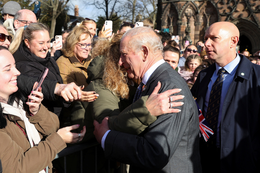 Britain’s king charles targeted by heckler asking about andrew’s relationship with epstein in wild video | 2025 the news from bulgaria - balgarianovinite. Com Britains king charles targeted by heckler asking about andrews relationship with epstein in wild video 2025 the news from bulgaria (temilade adelaja/pool photo via ap)
britain’s king charles was targeted by a heckler shouting questions about... Britain’s king charles targeted by heckler asking about andrew’s relationship with epstein in wild video 2025-10-27 20:23:56 britain’s king charles targeted by heckler asking about andrew’s relationship with epstein in wild video investigative journalism and investigative reporting news agency burgas bulgaria