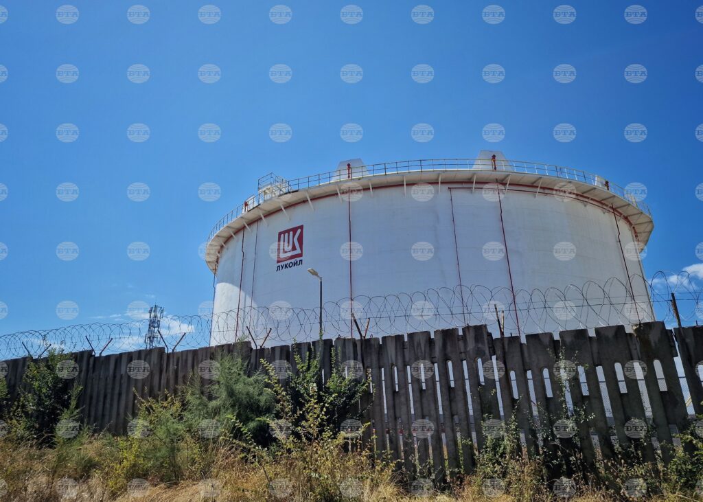 Bulgaria suspends fuel exports to eu, incumbents call it preventive measure, opposition - cause for panic | zohran mamdani 2026 world news from bulgaria - balgarianovinite. Com Bulgaria suspends fuel exports to eu, incumbents call it preventive measure, opposition - cause for panic