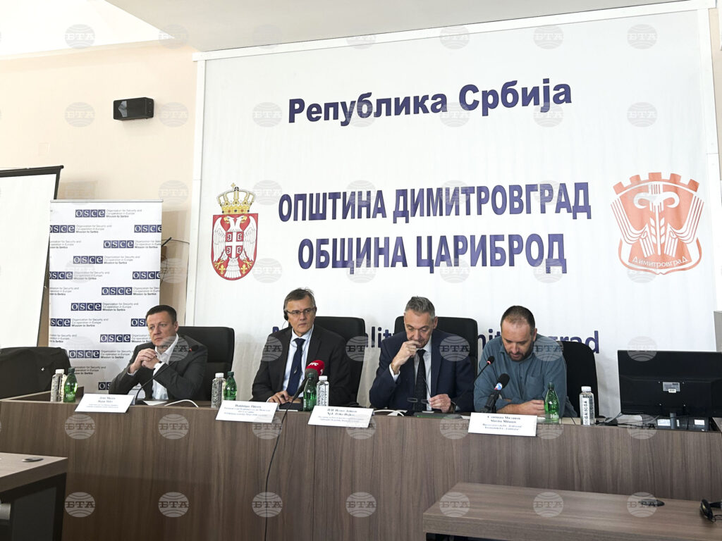 Bulgarian ambassador to serbia: access to information in one's mother tongue is a fundamental democratic right