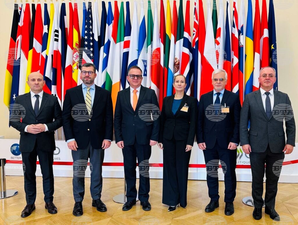 Bulgarian delegation participates in economic development review committee meeting of oecd in paris
