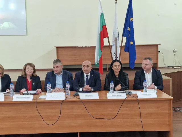 ДПС-Ново начало със социален екшън план в Кърджали ДПС-Ново начало със социален екшън план в Кърджали