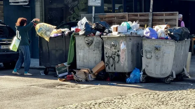 Драмата с боклука расте. Кметове скочиха