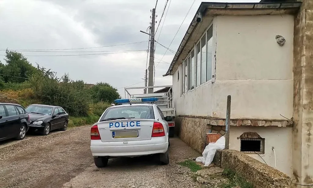 Жестоко убийство разтърси България! Седнаха на трапезата и...