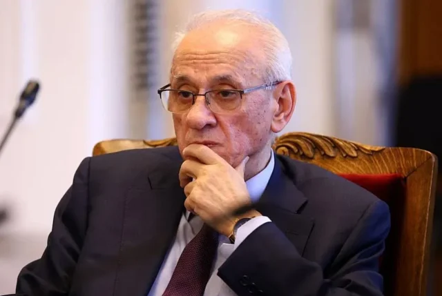 Здравният министър с новина за младите лекари. Заплатите