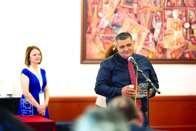 Кметът на Забърдо е единственият българин, номиниран за Нобелова награда за мир!