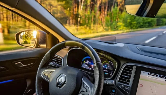 Трус в автомобилен гигант! Хиляди остават без работа