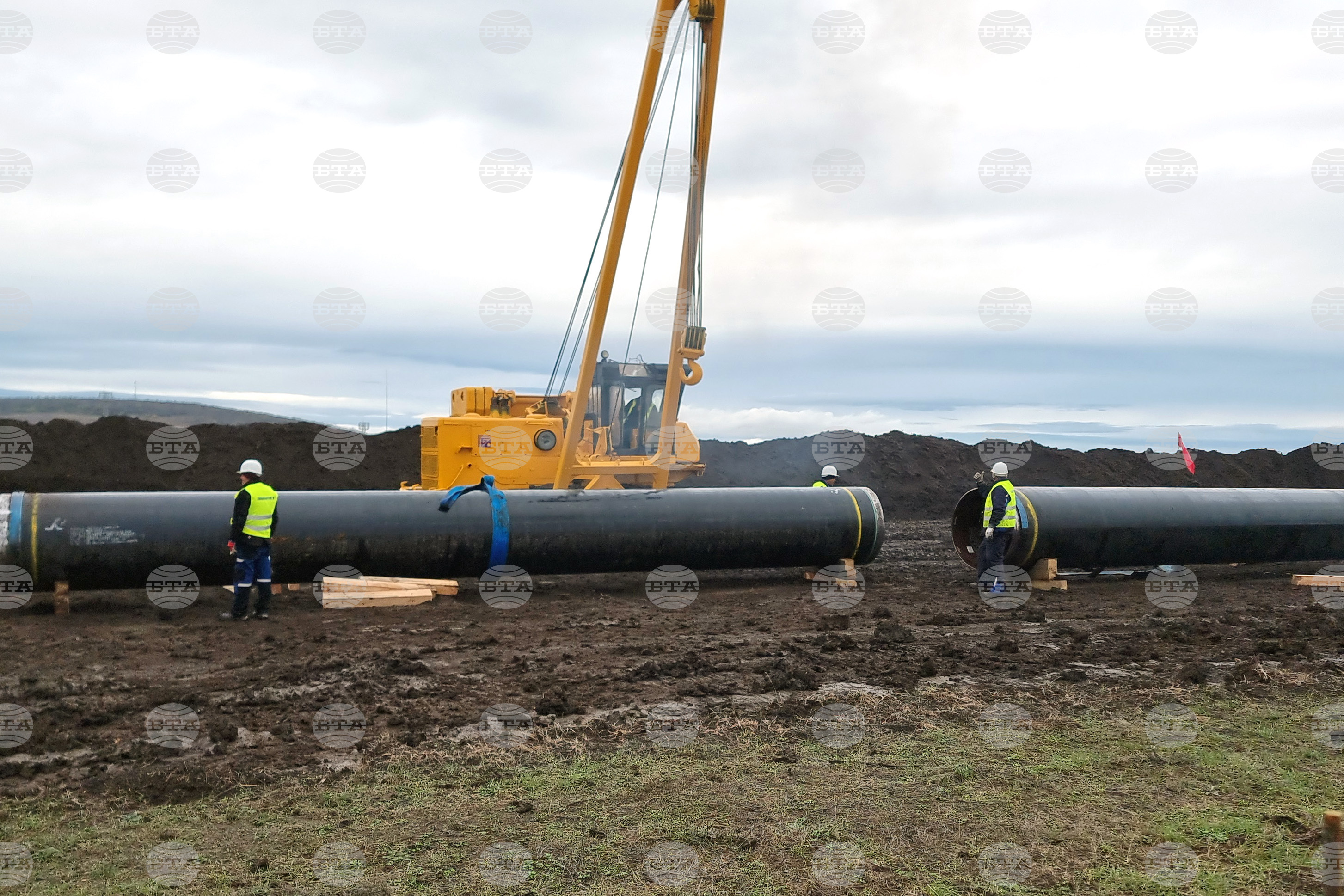 Energy minister: vertical gas corridor will help bulgarian maintain role of regional gas hub | 2025 the news from bulgaria - balgarianovinite. Com Energy minister vertical gas corridor will help bulgarian maintain role of regional gas hub 2025 the news from bulgaria with the construction of the vertical gas corridor, bulgaria maintains its role as a reliable supplier and gas hub... Energy minister: vertical gas corridor will help bulgarian maintain role of regional gas hub 2025-10-28 13:41:00 energy minister: vertical gas corridor will help bulgarian maintain role of regional gas hub investigative journalism and investigative reporting news agency burgas bulgaria