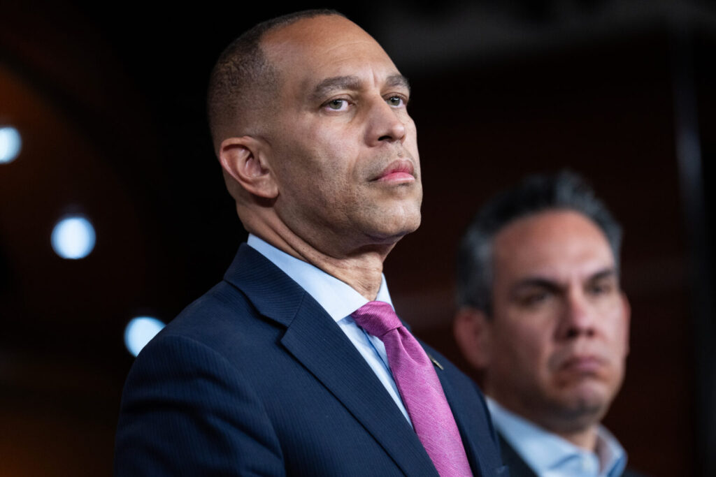 House dems anonymously roast hakeem jeffries for challenging mike johnson to debate