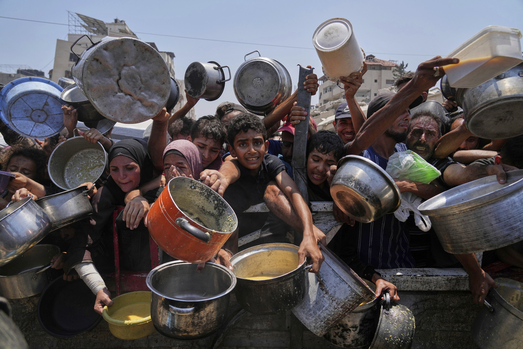 Israel plans to halve aid to gaza as it accuses hamas of violating hostage agreement | 2025 the news from bulgaria - balgarianovinite. Com Israel plans to halve aid to gaza as it accuses hamas of violating hostage agreement 2025 the news from bulgaria israel is planning to... Israel plans to halve aid to gaza as it accuses hamas of violating hostage agreement investigative journalism and investigative reporting news agency burgas bulgaria