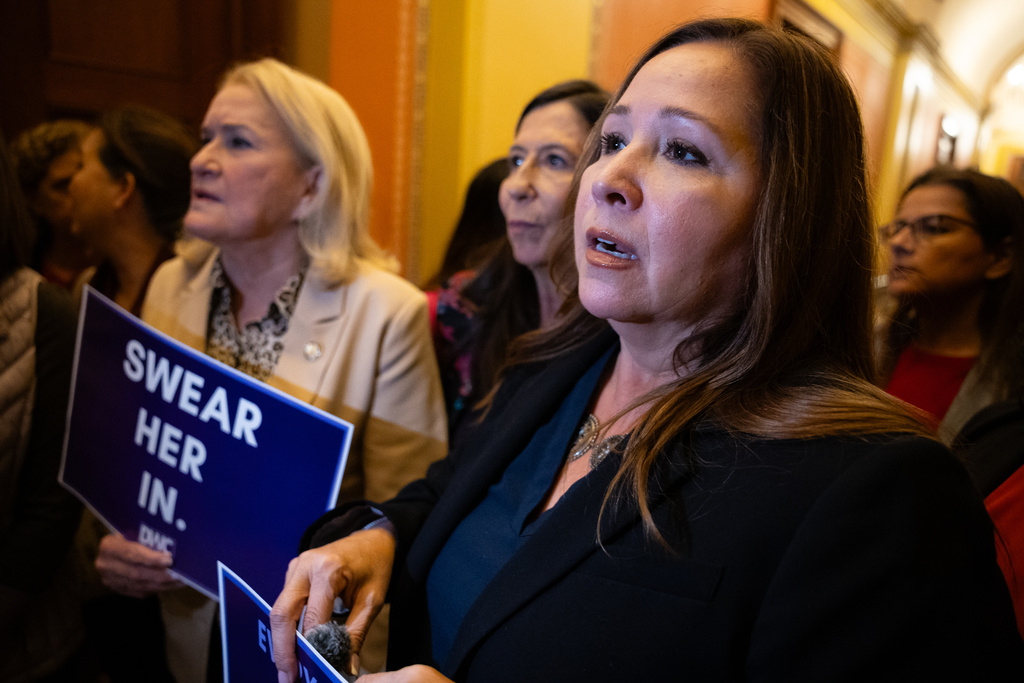 Like a ‘car’ without ‘gas’: rep-elect adelita grijalva shows mike johnson why her new office is inoperable | 2025 the news from bulgaria - balgarianovinite. Com Like a car without gas rep elect adelita grijalva shows mike johnson why her new office is inoperable 2025 the news from bulgaria (francis chung/politico via ap images)
representative-elect adelita grijalva (d-az) posted a video tour of her new... Like a ‘car’ without ‘gas’: rep-elect adelita grijalva shows mike johnson why her new office is inoperable 2025-10-18 23:55:22 like a ‘car’ without ‘gas’: rep-elect adelita grijalva shows mike johnson why her new office is inoperable investigative journalism and investigative reporting news agency burgas bulgaria