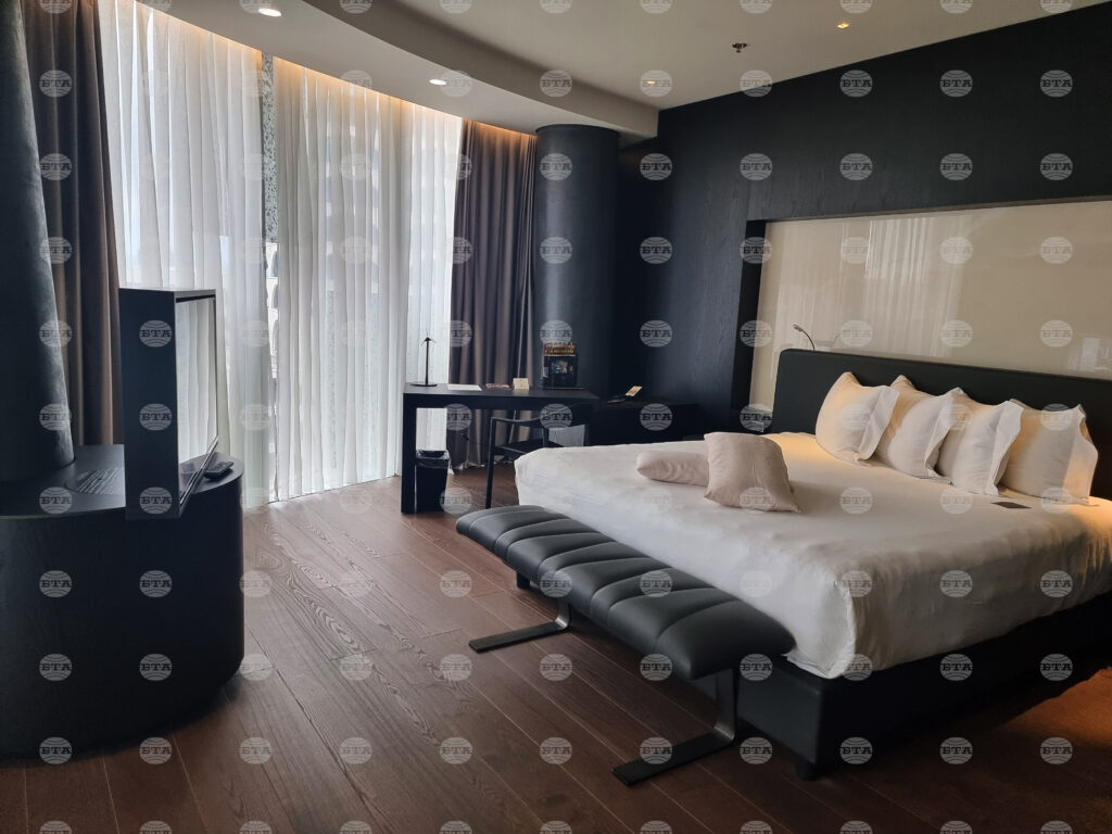 Nearly All Bulgarian Hoteliers Report Difficulties Recruiting Staff, National Survey Shows