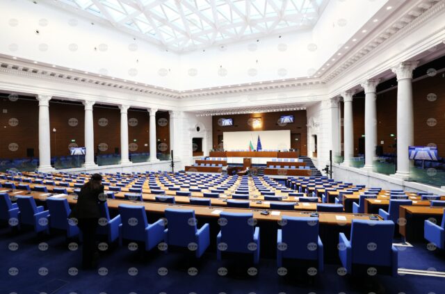 Parliament Fails to Convene Again on Thursday Parliament Fails to Convene Again on Thursday