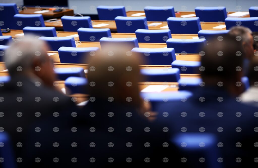 Parliament to make third attempt to convene amid lack of quorum