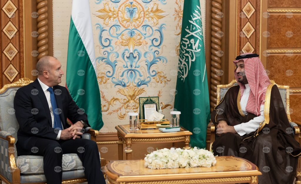 President radev confers with saudi crown prince, holds meeting with bulgarian community in riyadh | trump s strikes 2026 world news from bulgaria - balgarianovinite. Com President radev confers with saudi crown prince, holds meeting with bulgarian community in riyadh