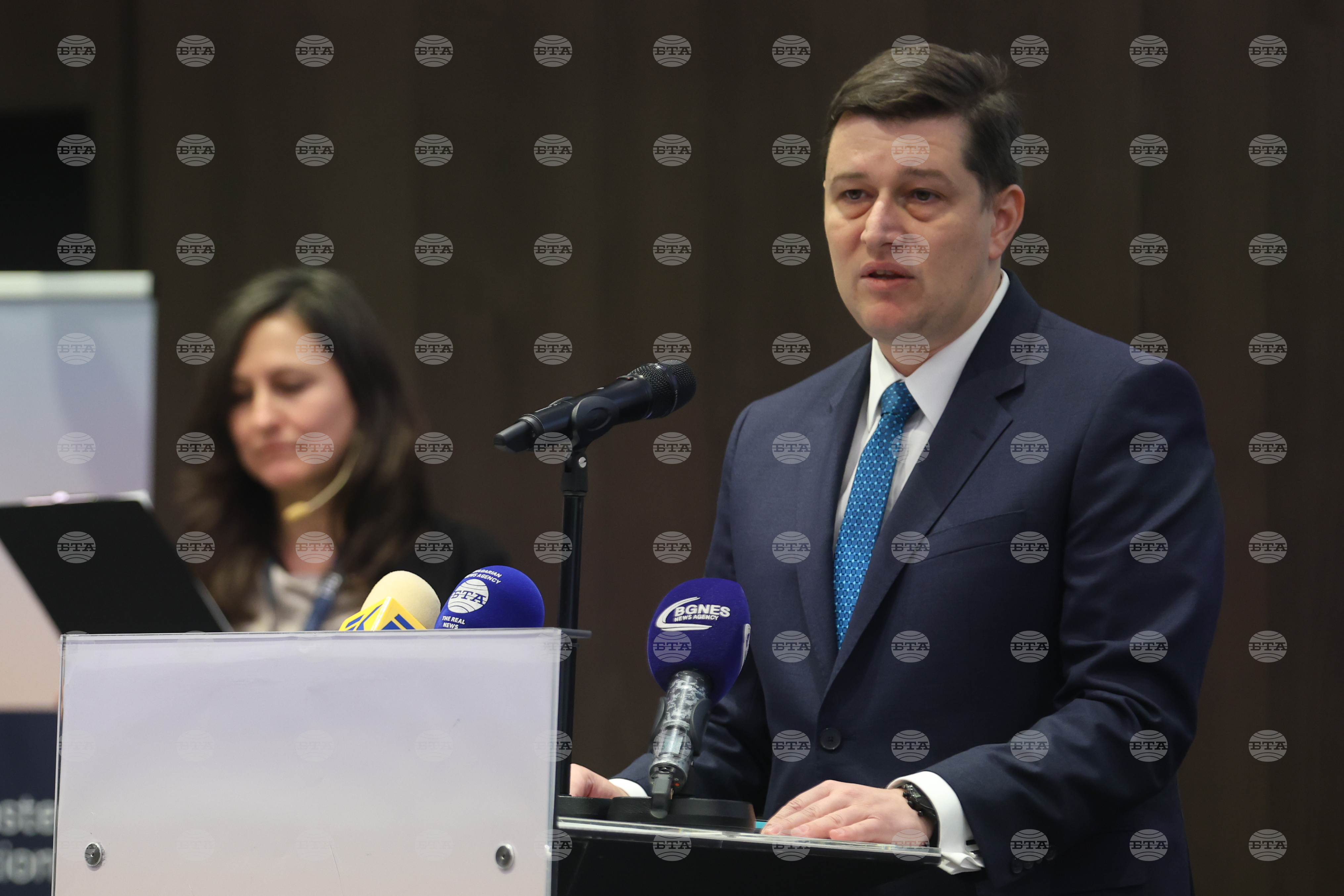 "public service media are defence line against disinformation," bulgarian national radio director says | 2025 the news from bulgaria - balgarianovinite. Com Public service media are defence line against disinformation bulgarian national radio director says 2025 the news from bulgaria "public service media are among the mainstays of democratic societies, and their mission is more important than ever... "public service media are defence line against disinformation," bulgarian national radio director says 2025-10-21 10:23:35 "public service media are defence line against disinformation," bulgarian national radio director says investigative journalism and investigative reporting news agency burgas bulgaria