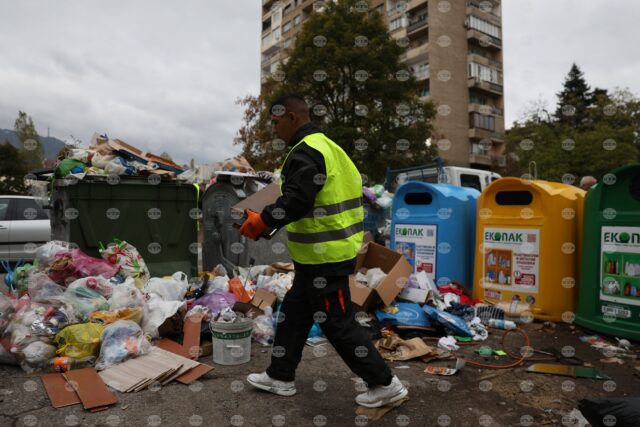 Sofia Municipality: 80% of Waste Collection in Lyulin and Krasno Selo Boroughs Now on Schedule Sofia Municipality: 80% of Waste Collection in Lyulin and Krasno Selo Boroughs Now on Schedule