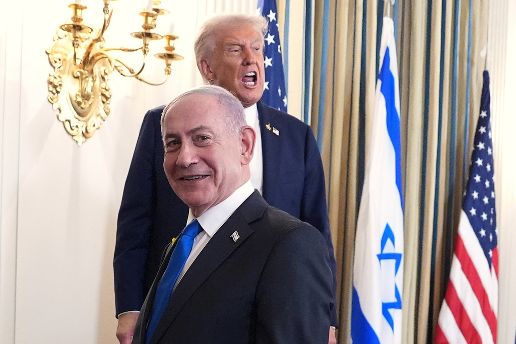 Trump warns hamas to accept ‘last chance agreement’ or ‘all hell, like no one has seen before, will break out’ - bnews Trump warns hamas to accept ‘last chance agreement’ or ‘all hell, like no one has seen before, will break out’ trump warns hamas to accept last chance agreement or all hell like no one has seen before will break out donald trump is giving hamas one last chance to come to the negotiating table with israel and to turn over the remaining hostages — or face the consequences. The post trump warns hamas to accept ‘last chance agreement’ or ‘all hell, like no one has seen before, will break out’ first appeared on mediaite. Bnews