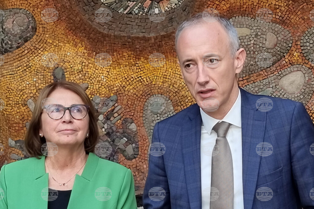 2026 education budget is best possible compromise between budget situation and system's needs - minister valchev 2025