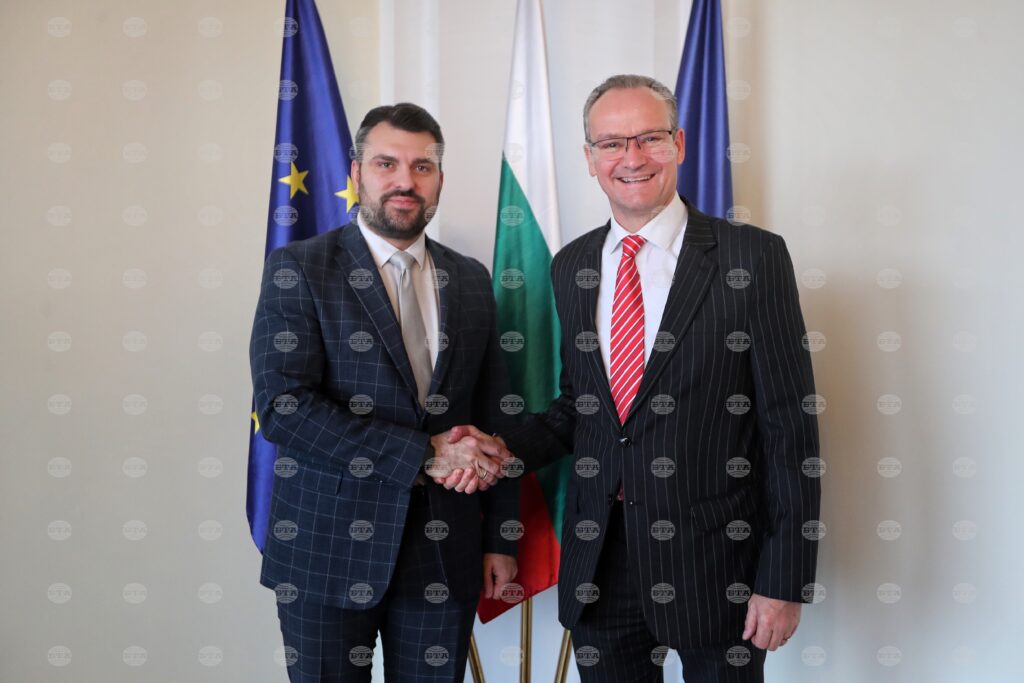 Bilateral political consultations held between bulgarian foreign minister, german minister for european affairs 2025