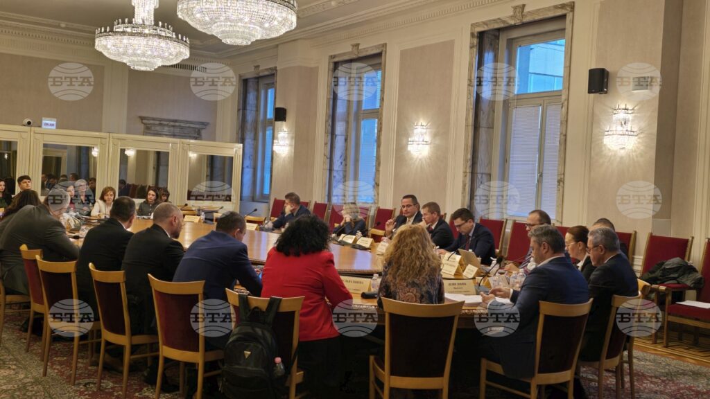 Budget committee approves bill ratifying eur 250 mln eib loan agreement for eu funds co-financing 2025 | touch eric trump 2026 world news from bulgaria - balgarianovinite. Com Budget committee approves bill ratifying eur 250 mln eib loan agreement for eu funds co-financing 2025