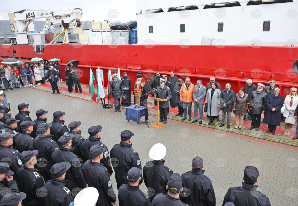 Bulgaria has managed to consolidate prestige as leading nation in antarctic exploration, president says