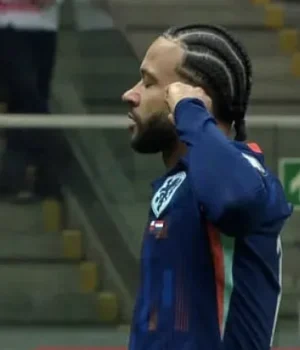 Нидерландия удържа Полша и остава начело в групата 2025 Нидерландия удържа Полша и остава начело в групата 2025