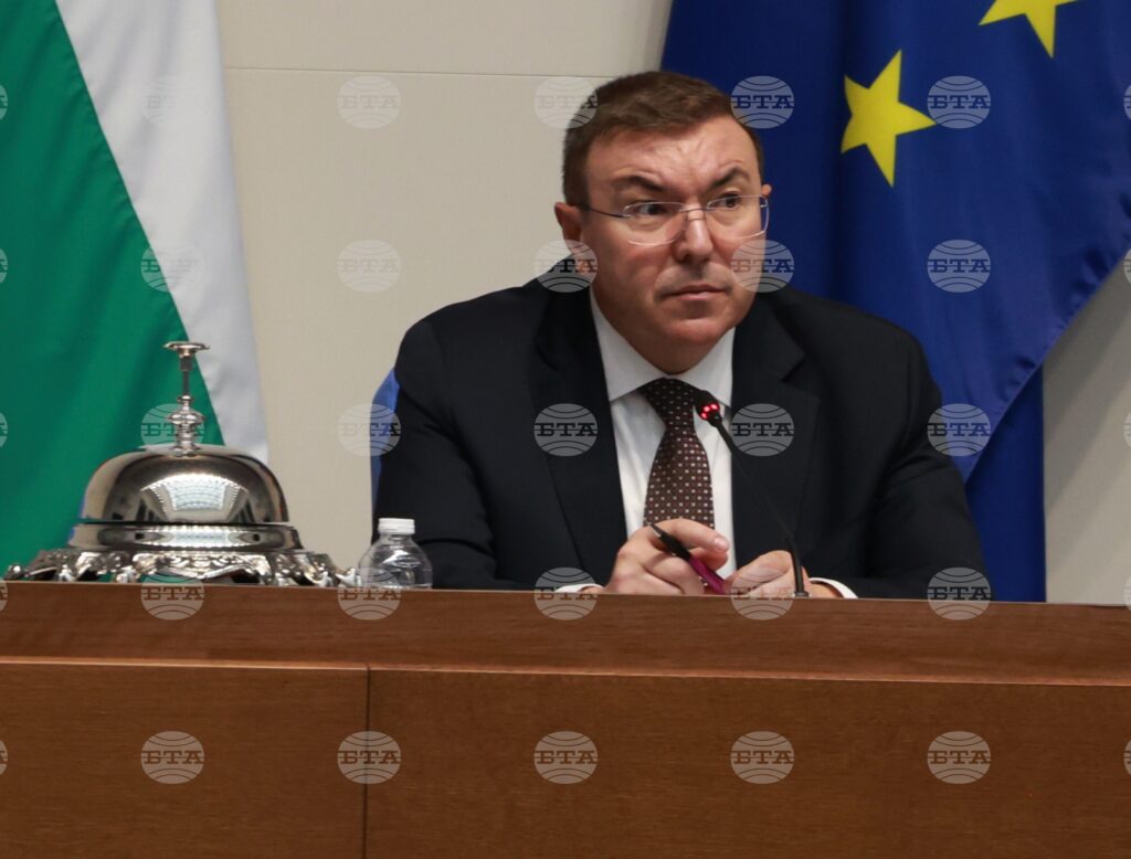 Deputy Parliament Chair Angelov Does Not Rule Out Lukoil’s Acquisition by Bulgarian Energy Holding 2025