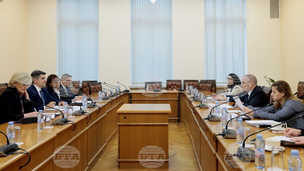 Deputy pm karadjov urges sofia airport concessionaire to resume full concession payments 2025 | six people injured 2026 world news from bulgaria - balgarianovinite. Com Deputy pm karadjov urges sofia airport concessionaire to resume full concession payments 2025