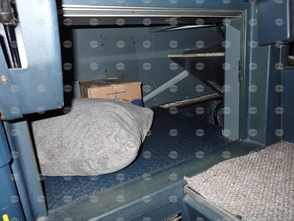 Foreigner with two pistols detained at kapitan andreevo border checkpoint 2025
