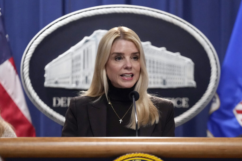 Gun rights group blasts bondi for ‘ultimate betrayal’ of 2nd am. For making argument that could ban ‘every handgun in america’ 2025 | six people injured 2026 world news from bulgaria - balgarianovinite. Com Gun rights group blasts bondi for ‘ultimate betrayal’ of 2nd am. For making argument that could ban ‘every handgun in america’ 2025