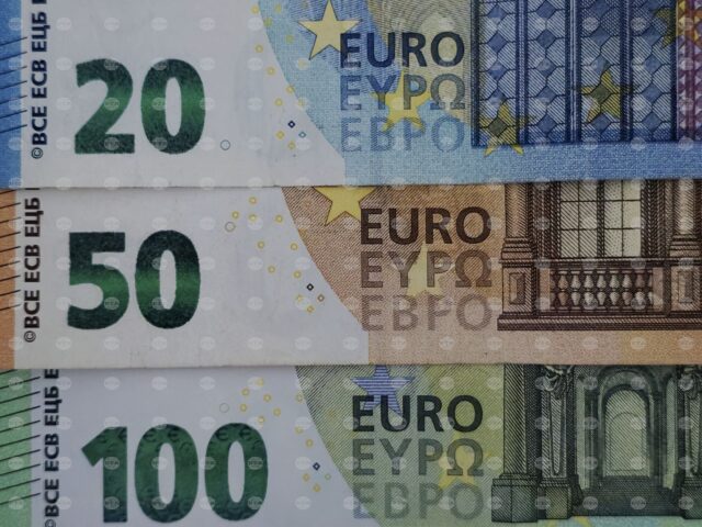 Info Materials Available on Euro Banknote Design and Security Features 2025