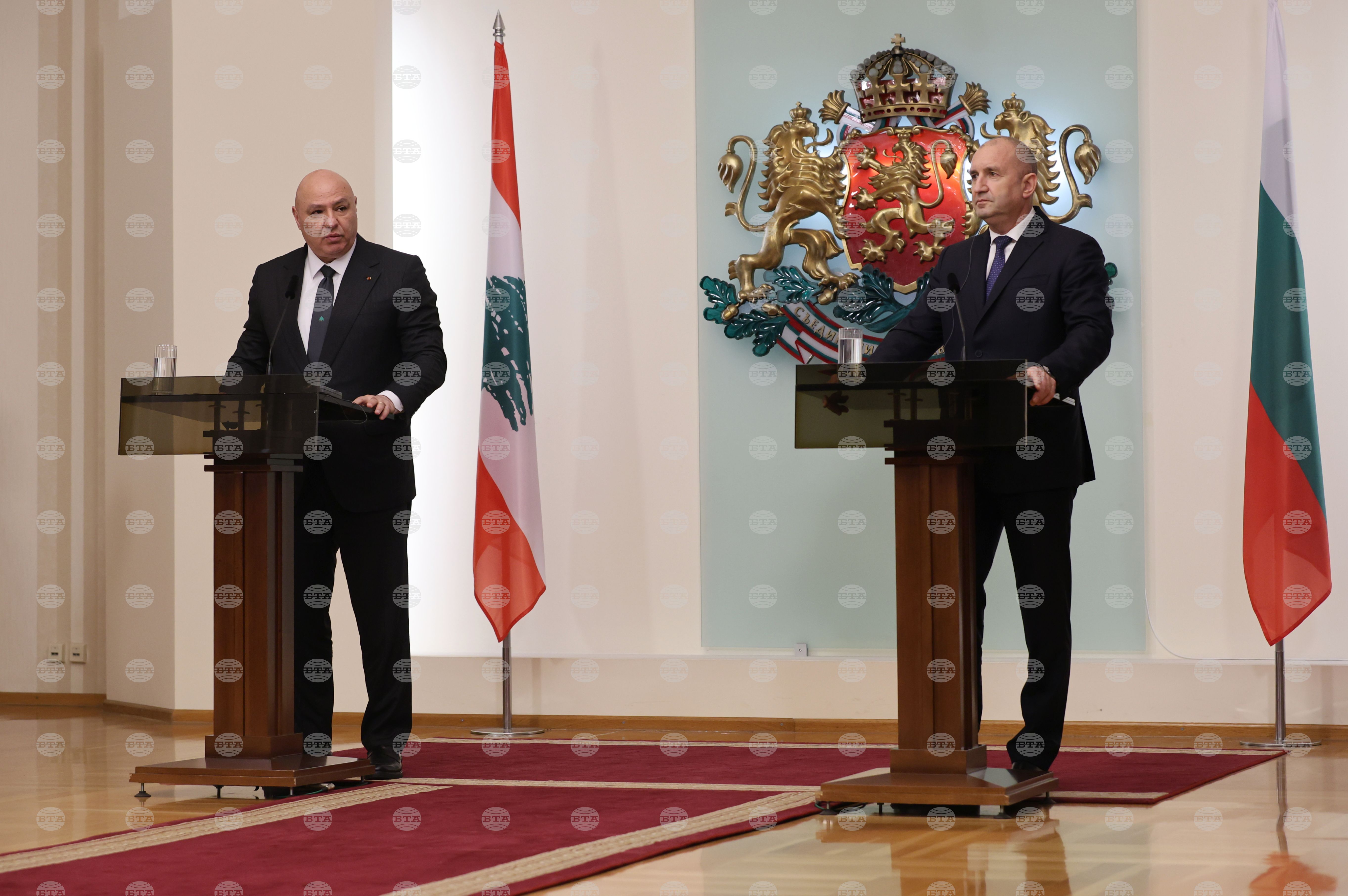 Official visit lebanese president pledges to deepen cooperation with bulgaria during official visit 2025 2026 новините от българия balgarianovinite. Com balgarianovinite. Com bulgarian president rumen radev welcomed his lebanese counterpart joseph aoun, who is on an... Lebanese president pledges to deepen cooperation with bulgaria during official visit 2025 balgarianovinite. Com 2025-11-10 16:47:00 official visit lebanese president pledges to deepen cooperation with bulgaria during official visit 2025 информационна агенция за разследваща журналистика и разследващ репортаж бургас, българия