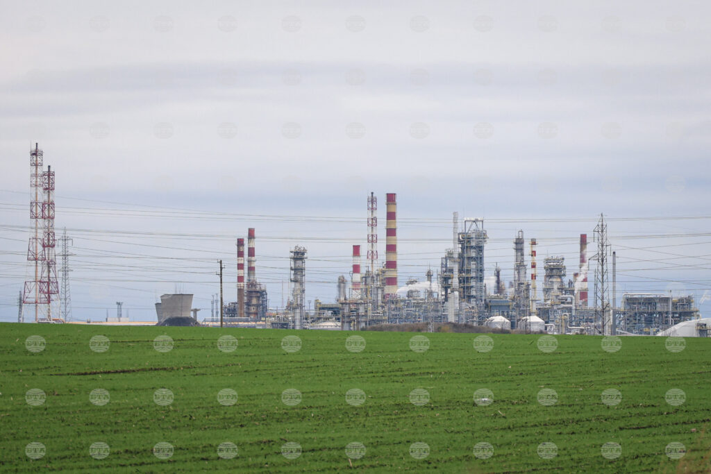 Parliamentary energy committee re-adopts bill expanding powers of special administrator in lukoil bulgaria 2025 | touch eric trump 2026 world news from bulgaria - balgarianovinite. Com Parliamentary energy committee re-adopts bill expanding powers of special administrator in lukoil bulgaria 2025