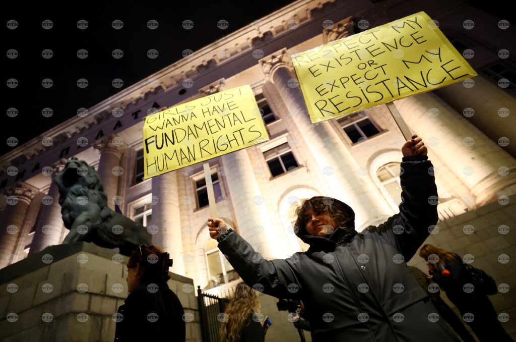 Protest over violence against women blocks traffic outside sofia's palace of justice 2025