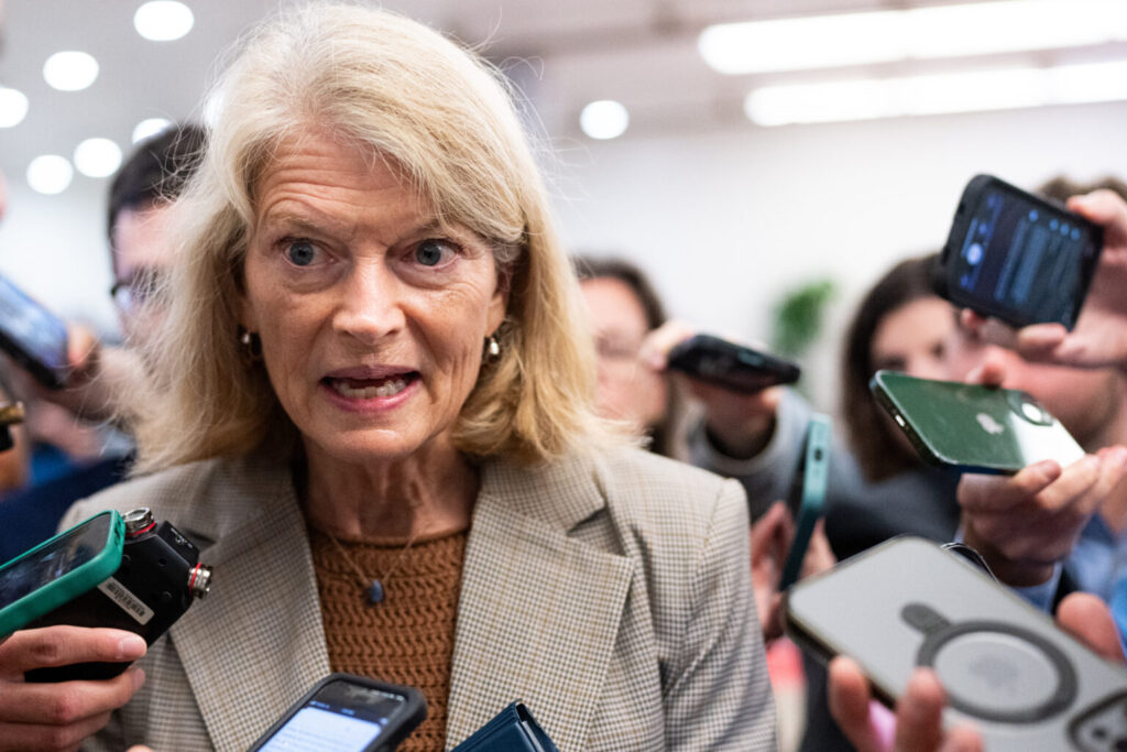 Republican senator blasts fbi for investigating democratic colleagues 2025