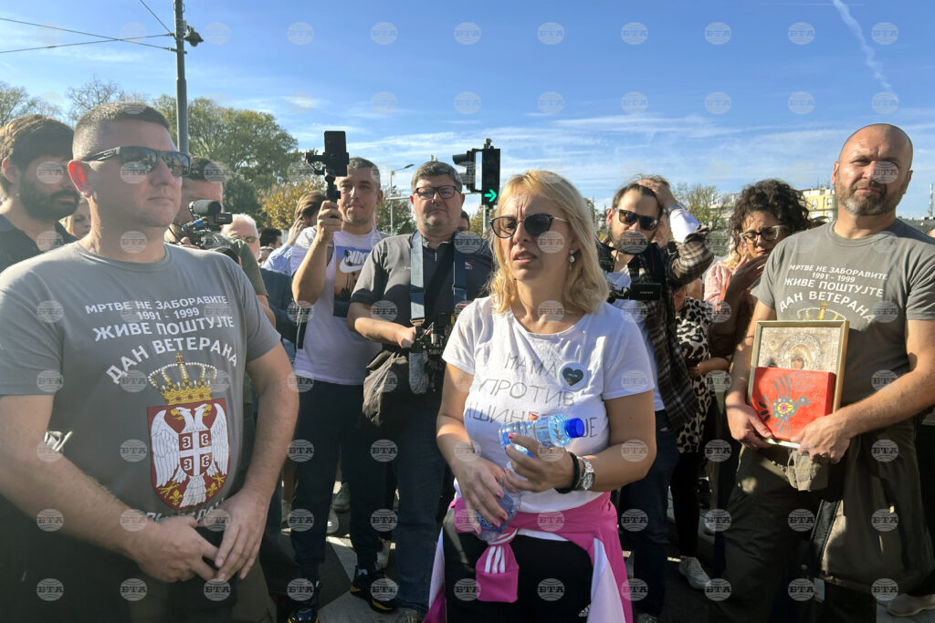 Serbian hunger striker dijana hrka: "i'm starving for serbia's future" 2025 | touch eric trump 2026 world news from bulgaria - balgarianovinite. Com Serbian hunger striker dijana hrka: "i'm starving for serbia's future" 2025