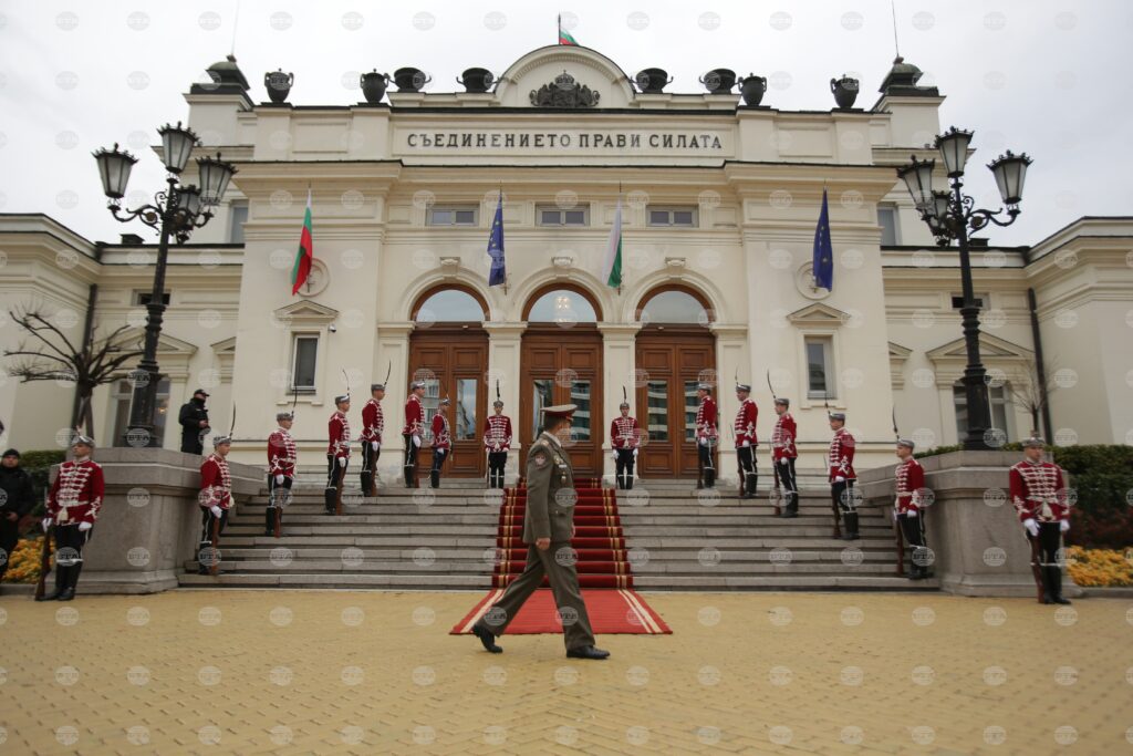 Sredets borough mayor issues order to address poor condition of old parliament building | zohran mamdani 2026 world news from bulgaria - balgarianovinite. Com Sredets borough mayor issues order to address poor condition of old parliament building