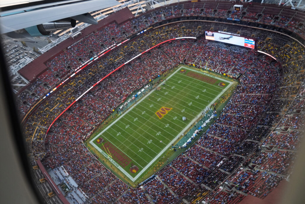 Trump celebrates ‘the greatest flyover ever’ as he soars over dc stadium to go watch the washington commanders 2025 | touch eric trump 2026 world news from bulgaria - balgarianovinite. Com Trump celebrates ‘the greatest flyover ever’ as he soars over dc stadium to go watch the washington commanders 2025