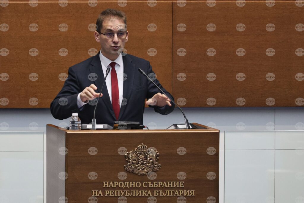 Alliance for right and freedoms calls for cabinet's resignation, roadmap for fair elections 2025