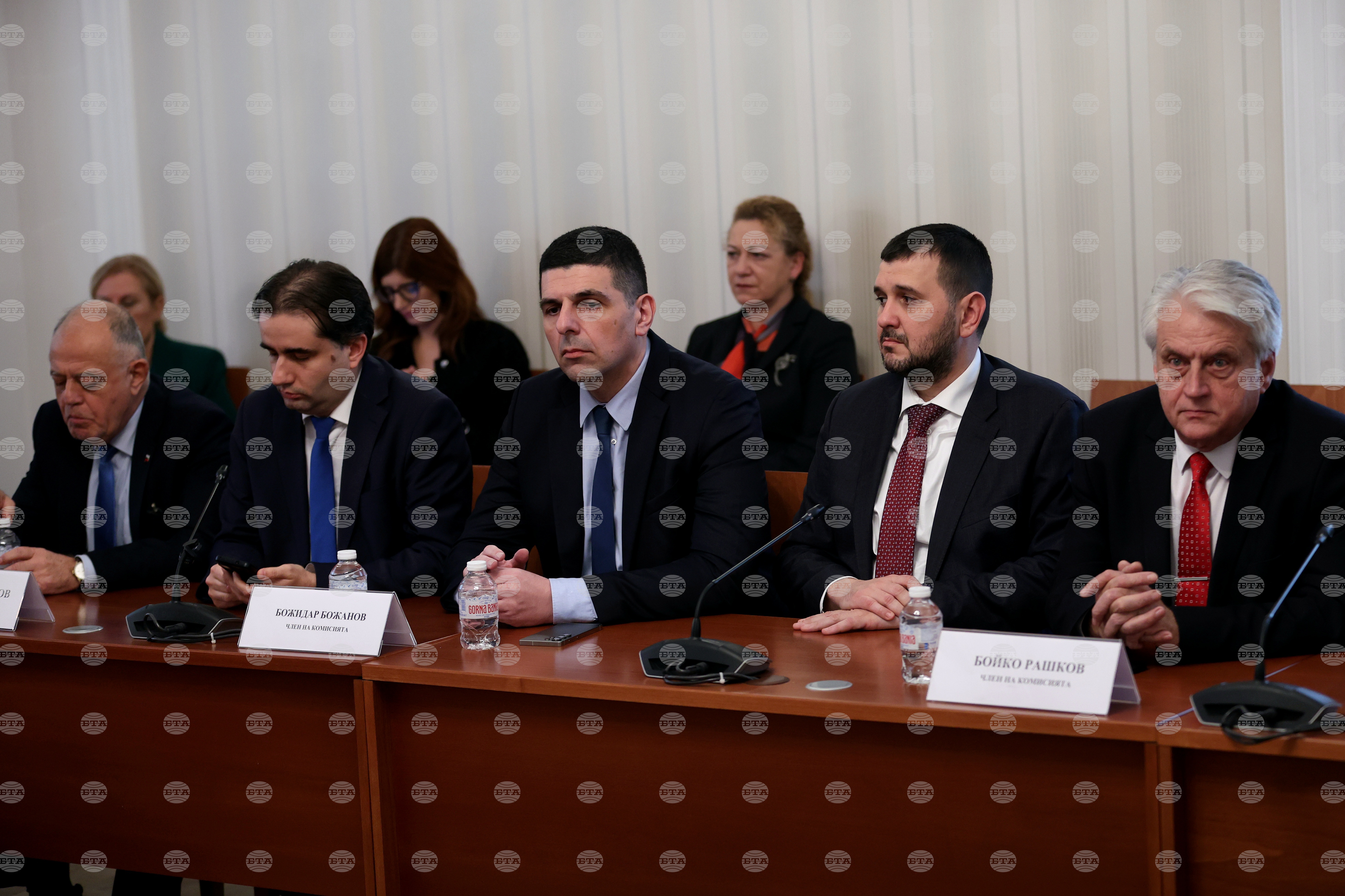 Bulgaria amendments to mps security pass first reading in internal security committee amid debate over mrf new beginning leaders protection 2025 2025 the news from bulgaria balgarianovinite. Com balgarianovinite. Com the parliamentary committee on internal security and public order thursday unanimously approved... Amendments to mps’ security pass first reading in internal security committee amid debate over mrf–new beginning leader’s protection 2025 balgarianovinite. Com 2025-12-18 21:37:00 bulgaria amendments to mps’ security pass first reading in internal security committee amid debate over mrf–new beginning leader’s protection 2025 investigative journalism and investigative reporting news agency burgas bulgaria