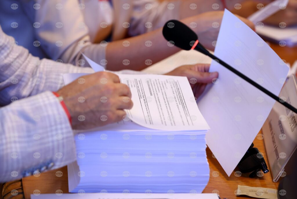 Budget committee discusses revised 2026 draft budgets at first reading 2025