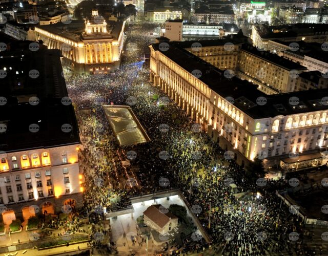 Bulgaria's 2025 in Review: Mass Protest Take Down Government as Country Prepares for Eurozone Entry 2025