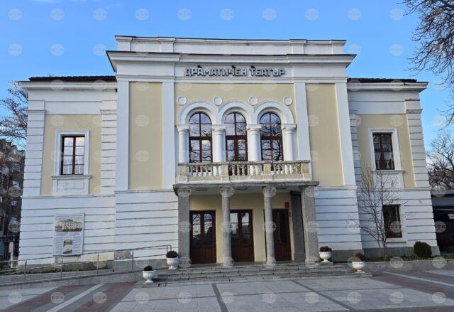 Bulgaria's Oldest Theatre House Opened in Vidin on Eve of 1891 2025