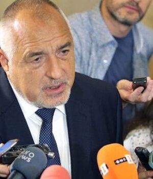 Борисов за протеста: Мирната част свърши златна работа! 2025 Борисов за протеста: Мирната част свърши златна работа! 2025