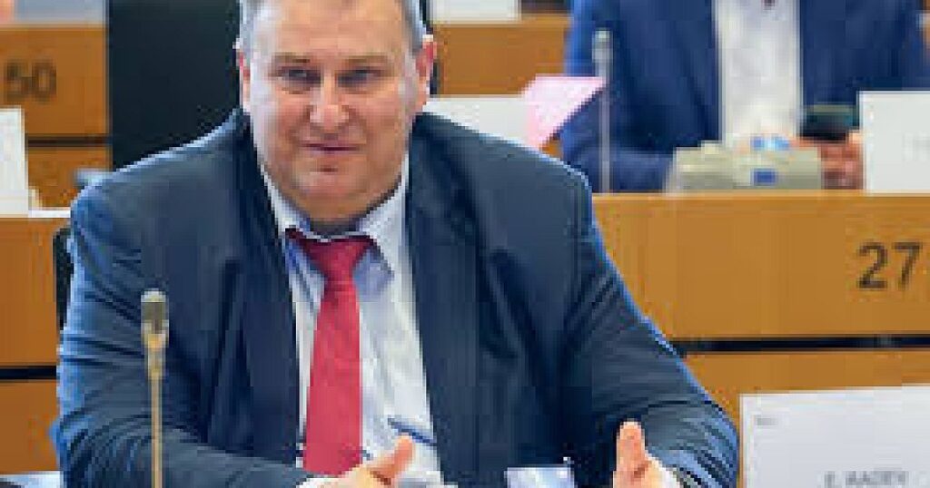 Евродепутат разкри. Приключваме ли с парите в кеш 2025